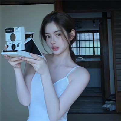 女服务员